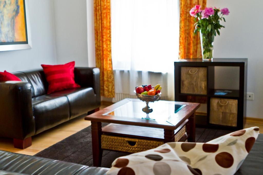 Hotel Zum Goldenen Loewen Baden-Baden Habitación foto